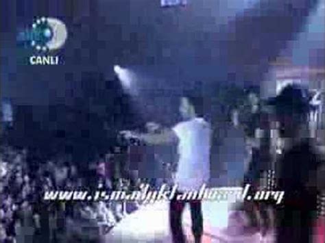 Ismail YK-Bas Gaza (Beyaz Show). 