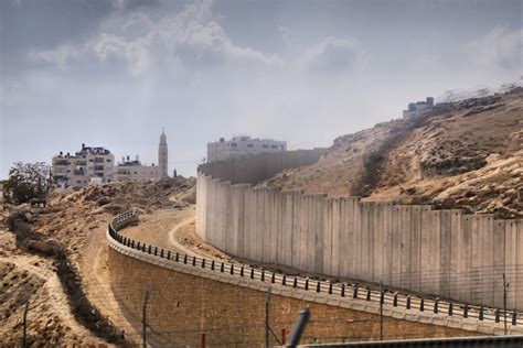 Israel återockuperar Västbanken i sin
