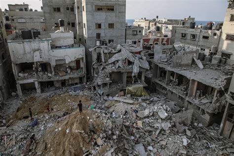 Israel conducts raid in Gaza as Netanyahu says ground incursion will come