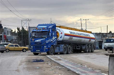 Israeli defense officials agree to allow fuel into Gaza for humanitarian purposes