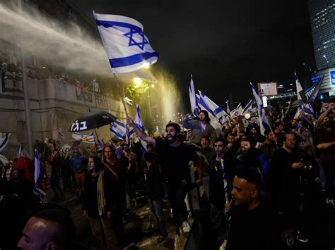 Israeli group asks court to punish Netanyahu over legal plan