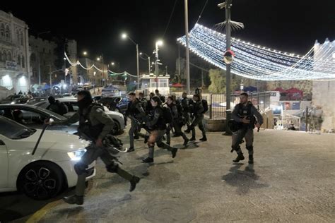 Israeli police storm Jerusalem mosque amid Ramadan and Passover