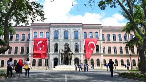 Istanbul üniversitesi video