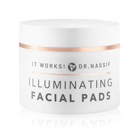 It Works! Dr. Nassif Illuminating Exfoiliating Facial Pads (60 Pads)