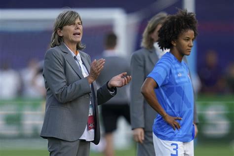 Italy coach explains why she left longtime captain Sara Gama off Women’s World Cup team