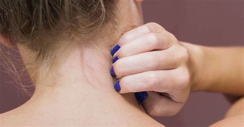 Itchy neck: Causes, remedies, and prevention - Medical News Today