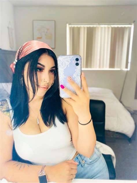 😈 [HD] Itsybitsyvicky Leaks