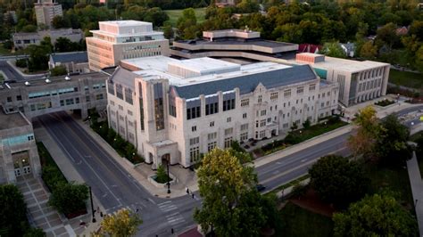 Transfer students from any other college or university (including other IU campuses*): 30 credit hours completed and GPA of 3.00 or higher OR; ... If you do not meet these Direct Transfer Admission Criteria, you still have two options for admission to Kelley Indianapolis.. 