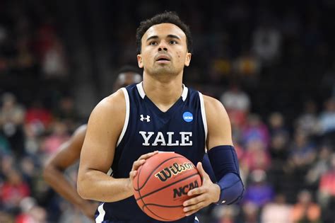 There are also more than 20 Ivy League men's basketball players currently in the NCAA transfer portal. Last season's Co-Player of the Year, Yale forward Paul Atkinson, has signed to play for Notre .... 