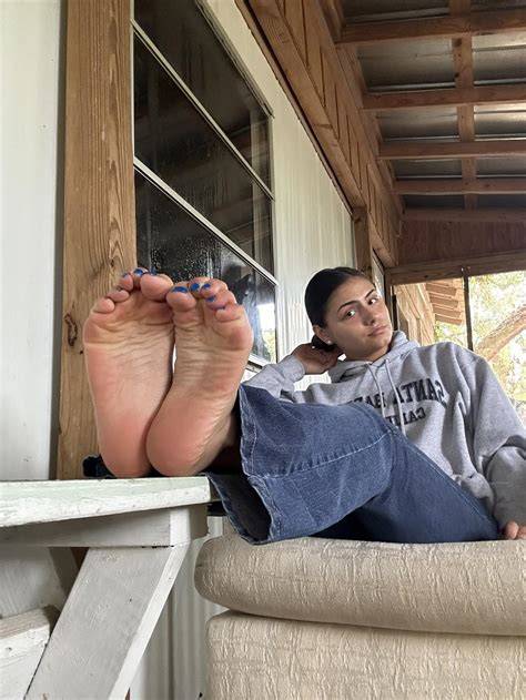 Ivyfootgoddess Porn