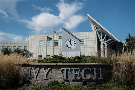  Applying takes about 10-15 minutes and can be completed entirely online. . Ivytech