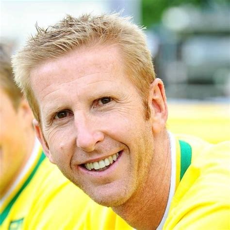 Iwan roberts real height and weight