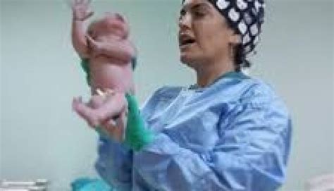 Izmir başkent hastanesinde doğum yapanlar