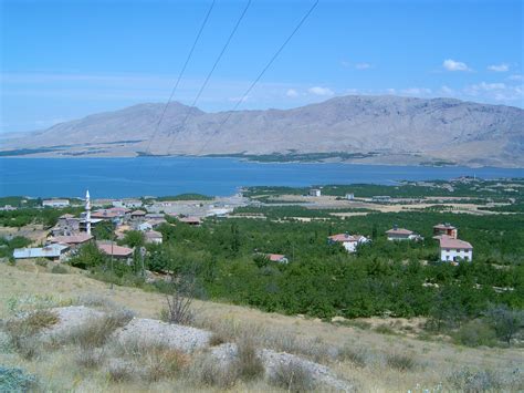 Izollu Halı ve Koltuk Yıkama