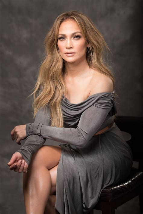 Jennifer Lynn Lopez was born in the Castle Hill section of The Bronx on July 24, 1969. She is the middle of three musically-inclined sisters, Leslie Lopez, a homemaker, and Lynda Lopez, a DJ on New York's WKTU, a VH1 VJ, and a morning news show correspondent on New York's Channel 11.