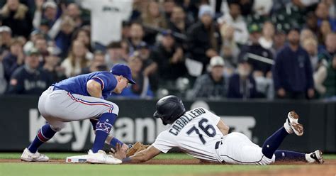 J.P. Crawford’s 2-out hit in the ninth inning lifts Mariners past Rangers 3-2