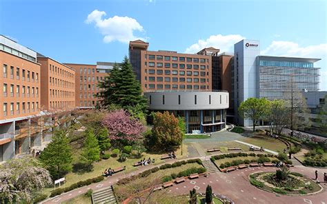 J. F. Oberlin University is a private four-year university located in Machida, a suburb of Tokyo. It was founded in 1946 by Reverend Yasuzo Shimizu. Comprised of a College of Arts and Sciences and .... 