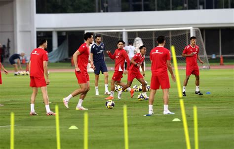 Jadwal FIFA Matchday Malam Ini: Live Inggris vs Uruguay, Spanyol ... - raincitystudios.com