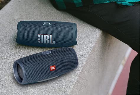 JBL Charge 4 vs JBL Charge 5: What is the difference? - VERSUS