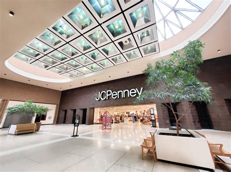 JCPenney Elkhart, Concord Mall, 3701 S Main St (US 33),