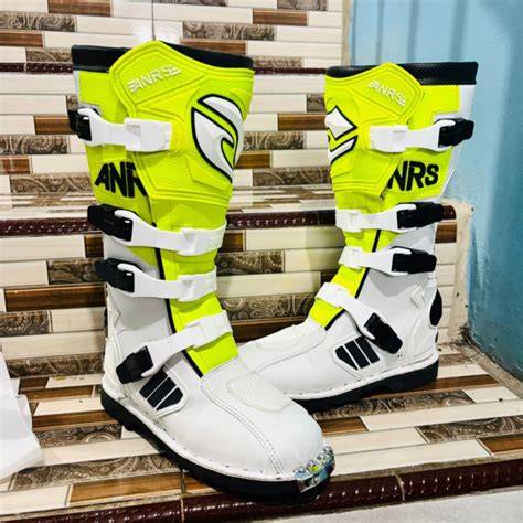 Jual Sepatu Motocross Terlengkap - Harga Murah Maret 2026 - raincitystudios.com