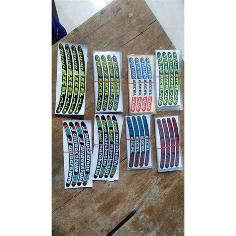 Jual Stiker Pelek Terlengkap - Harga Murah Januari 2026 ... - raincitystudios.com