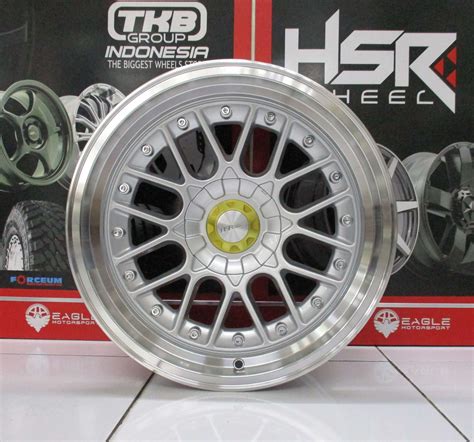 Jual Velg 17 Inch Terlengkap - Harga Murah Maret 2026 & Cicil 0% - raincitystudios.com