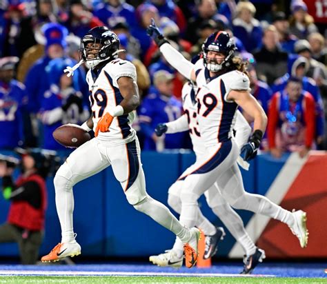 Ja’Quan McMillian continues turnover binge, becomes first Bronco to recover fumbles in back-to-back games since Von Miller in 2015