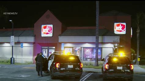 Jack in the Box employee stabbed by transient in Winnetka: LAPD