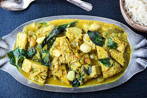 Jackfruit Curry - Vegetarian Curry Recipe - The Food Blog