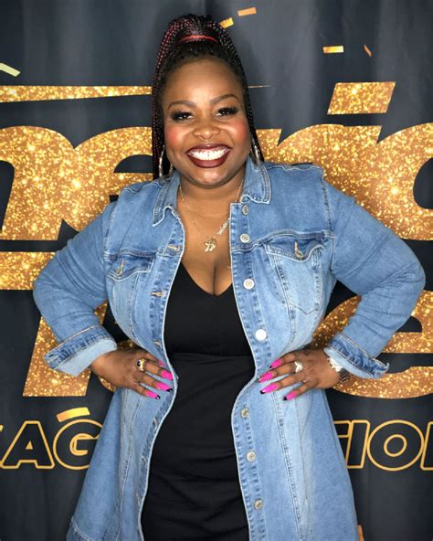 Jackie fabulous. Comic Jackie Fabulous Tells HILARIOUS Jokes About Weight Loss And Dating - America's Got Talent 2019 Jackie Fabulous Becomes Emotional Talking About Her Audition - America's Got Talent 2019 Jackie Fabulous Stand-Up: Moved Back In with Her Mother During the Pandemic | The Tonight Show 