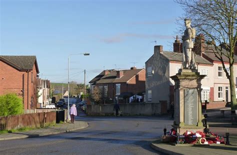 Jacksdale War Memorial, Selston - 1431440 Historic England