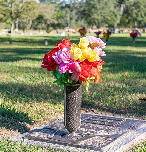 Jacksonville Memory Gardens Funeral Home in Orange Park