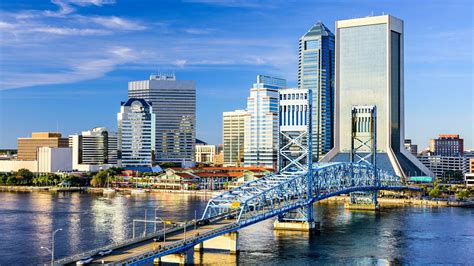 November Weather in Jacksonville Florida, United States. Daily high temperatures decrease by 6°F, from 76°F to 70°F, rarely falling below 59°F or exceeding 83°F.. Daily low temperatures decrease by 6°F, from 59°F to 52°F, rarely falling below 38°F or exceeding 69°F.. For reference, on July 15, the hottest day of the year, temperatures in …