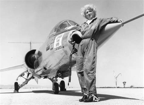 Jacqueline cochran biography