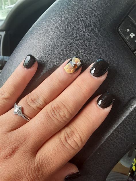 Jade Nails & Spa 4476 William Penn Highway Murrysville. PA 15668. Tue. - Fri.: 10:00 - 19:30 Sat.: 10:00 - 18:30 Sun, Mon: Closed. Welcome to Jade’s Nails & Spa Perfect for any occasion! Have your loved ones pampered by our caring & professional staff. Careshop Launched Take a Look at Our Products.. 