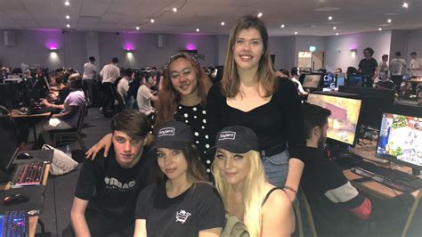 🍑 Jadecsgo Onlyfans Leaked XXX