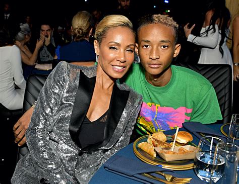 Jaden smith jada pinkett. Jaden Smith revealed at the Psychedelic Science conference on Friday that his mother, Jada Pinkett-Smith, was the first in the family to introduce their brood to psychedelics. “I think it was my ... 