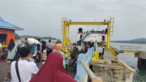 Gunung merbabu terletak di provinsi