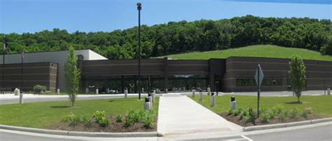 Jail tracker kenton county.  Kenton County, Kentucky, provides several methods to...