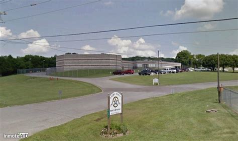 Jail view lincoln county tn.  Lincoln County is located in Tennessee.  Off...