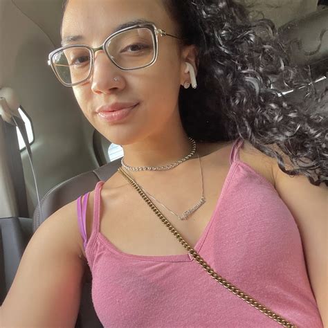 Jul 14, 2023 · Surveillance video inside the Mariano's store in the southern suburb showed 21-year-old Jailene Flores, of Chicago, walking away from her boyfriend, Evergreen Park Police Chief Michael Saunders said. . 