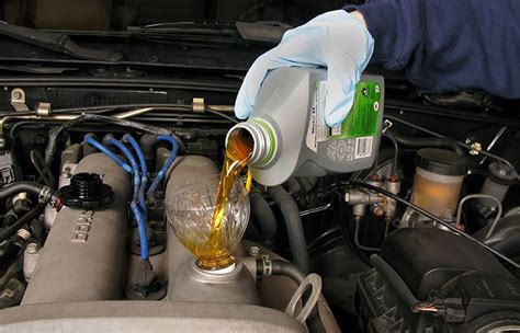 Jak poznat špatný olej v autě?