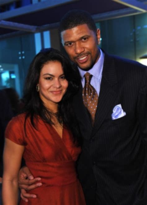 Jalen Rose: Is He Married? Or Does He Have a Girlfriend? And What About His Children? Jalen Rose had one of the celebrated careers in NBA- he played for six NBA team in his playing days. But finally, at the age of 43, he has found his lady love at his workplace. Former NBA baller/ESPN analyst Jalen Rose has been dating ESPN “First ….