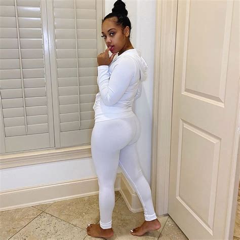 Jaliyahma twerking. Jaliyahma, a renowned social influencer with over 3.2 million YouTube subscribers, broadcasts a variety of humorous videos on her Jaliyahma channel, including challenges. On social media, she has also gone by the handle Life of Jaliyah. All info about Jaliyah Monet can be found here. This article will clarify all information about Jaliyah … 