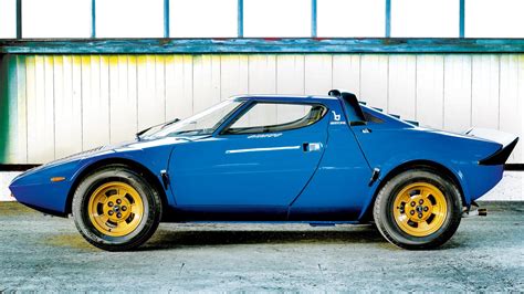 Jalopnik. The Z is predictable and intuitive on decently-manicured forest roads. The electric steering is weighty, yet sharp; clutch travel a tad long, but nevertheless light and approachable. The six-speed ... 