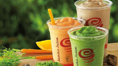 Jamaba juice. 310 cal. matcha green tea vegetables and fruit juice blend mangos kale orange juice caffeine 175mg (small) caffeine 210mg (medium) caffeine 281mg (large) unpackaged menu items are not guaranteed to be allergen-free for food allergy concerns please contact the location prior to placing your order. customize start order. 