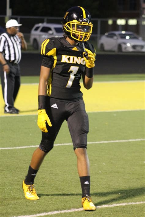 Detroit King 2023 CB/WR Jameel Croft Jr (Kansas commit) scores early in the 2022 Division 3 State Finals. Jameel Croft Jr; Dante Moore; Oregon Ducks; Kansas Jayhawks; 31 Detroit King; Published 11/30/2022 by Jeff Corrion. Dante Moore leads a pre-game prayer in 2022 Division 3 State Finals.. 