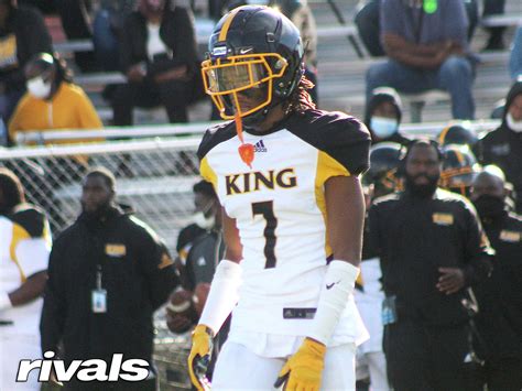 On Thursday, defensive back Jameel Croft announced his commitment to Lance Leipold and the Jayhawks, giving KU 10 verbal commits in the class of 2023. In the end, Croft picked KU over 21 other .... 