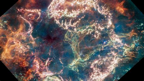 James Webb Telescope captures a ‘green monster’ inside a young supernova